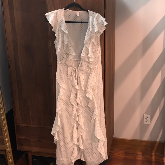 VS polka dot ruffled robe - Picture 4 of 4